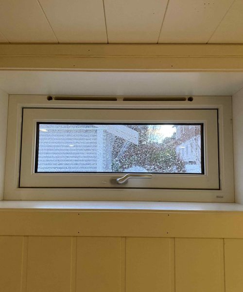 Bytte av vindu, Haveland Bygg